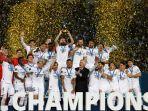 real-madrid-bersama-pelatih-carlo-ancelotti-merayakan-gelar-juara-piala-dunia-antarklub.jpg