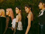 red-velvet-24122019.jpg