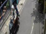 rekaman-cctv-memperlihatkan-aksi-penjambretan-di-pasar-kliwon-solo-selasa-1122020.jpg