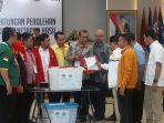 rekapitulasi-surat-suara-luar-negeri_20190504_160823.jpg