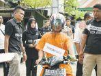 rekonstruksi-kasus-pembunuhan-guru-honorer-danil.jpg
