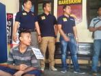 rekonstruksi-kasus-pembunuhan_20160322_144639.jpg