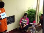 rekonstruksi-kasus-pembunuhan_20160412_202749.jpg