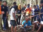rekonstruksi-kasus-pembunuhan_20160502_150452.jpg