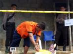 rekonstruksi-pembunuhan-janda-di-bangka_20141219_141006.jpg
