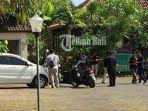 rekonstruksi-perampokan-money-changer-oleh-bule.jpg
