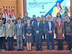 rektor-ut-ojat-darojat-bersama-icde.jpg