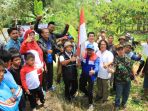 relawan-jokowi-bangun-jembatan_20180320_033055.jpg