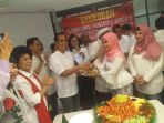 relawan-jokowi-maaruf-gelar-syukuran_20190427_073806.jpg