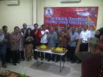 relawan-jokowi-peringati-ultah_20160622_162601.jpg
