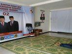 relawan-tengah-bersantai-di-posko-bpn-prabowo-sandi.jpg