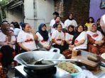 relawanorang-muda-ganjar-omg-memberikan-pelatihan-umkm.jpg