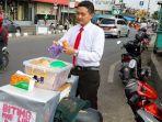 reno-penjual-mi-lidi-ganteng-dari-pekalongan.jpg