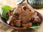 Coba Resep Gudeg Sambal Krecek Ini untuk Makan Siang Nikmat!