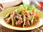 resep-oseng-daging-genjer-cabai-iris.jpg
