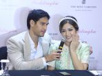 resmi-bertunangan-wajah-jessica-iskandar-dan-richard-kyle-ceria_20190615_192406.jpg
