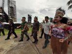 resmi-dibuka-festival-crossborder-skouw-terus-memantik-potensi-perbatasan.jpg