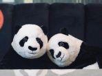 restoran-di-bangkok-siapkan-boneka-panda-untuk-temani-tamu-minggu-1752020.jpg