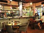 restoran-di-jalan-senopati_20150403_064257.jpg