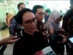 retno-marsudi-admit-food-stock-insuficient-in-wuhan.jpg