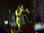 reuni-dewa-19-di-panggung-synchronize-fest-2018_20181008_092835.jpg
