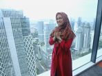 ria-ricis-berhasil-raih-youtube-diamond-award_20190220_211649.jpg