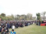 ribuan-bobotoh-nobar-laga-persija-vs-persib.jpg