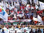 ribuan-buruh-demo-tuntut-cabut-tax-amnesty_20160930_122901.jpg