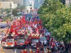 ribuan-buruh-gelar-aksi-unjuk-rasa-nih3.jpg