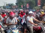 ribuan-motor-serbu-pusat-kota-boyolali_20181105_071037.jpg