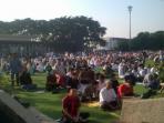 ribuan-orang-melaksanakan-salat-idul-adha-di-masjid-raya-bandung_20150924_091851.jpg