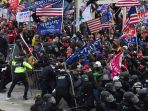 ribuan-pendukung-donald-trump-serbu-gedung-kongres-amerika_20210108_011721.jpg