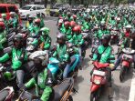 ribuan-pengemudi-ojek-online-demonstrasi_20171124_105719.jpg