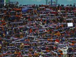 ribuan-suporter-aremania-dukung-arema-cronus_20150921_152519.jpg