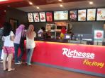 richeese-factory_20150729_230049.jpg
