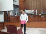 ricky-rizal-dalam-sidang-pembacaan-pleidoi-nih6.jpg