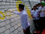 ridwan-kamil-bikin-mural_20160913_133715.jpg