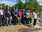 ridwan-kamil-memimpin-salat-gaib-untuk-eril.jpg