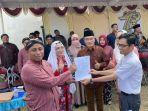 rieke-diah-pitaloka-menyerahkan-hasil-riset-data-desa-presisi.jpg