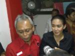 rieke-tolak-hasil-pemilu-kada-jabar2.jpg