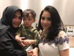 rieta-amalia-rafatar-dan-nagita-slavina_20180202_095922.jpg