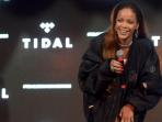 rihanna-memberi-kejutan-bagi-para-penggemarnya_20151008_153828.jpg