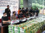 rilis-kasus-narkoba-jaringan-malaysia-indonesia_20211223_184408.jpg