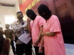 rilis-penangkapan-muncikari-prostitusi-online-artis_20201127_164029.jpg