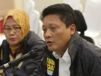 rilis-tersangka-penganiaya-balita-hingga-tewas_20160227_193002.jpg