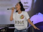 rinni-wulandari-luncurkan-single-i-am-independent_20170922_143934.jpg