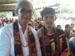 rinto-sae-bersama-calon-gubernur-ntt-ir-emi-nomleni_20180502_160039.jpg