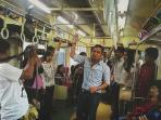 rio-febrian-commuter1_20150615_142222.jpg