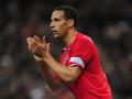 rio-ferdinand-tepuk-semangat.jpg
