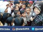 risma-bersama-murid-sekolah-dasar_20160811_093831.jpg